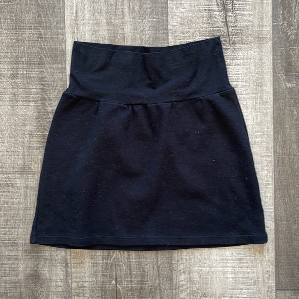 AMERICAN APPAREL SKIRT - Picture 2 of 5
